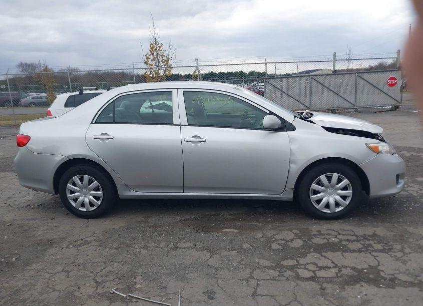 Photo 13 of 2010 Toyota Corolla LE (VIN 1NXBU4EE8AZ209324)