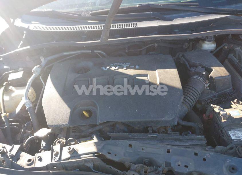 Photo 10 of 2010 Toyota Corolla LE (VIN 1NXBU4EE8AZ221375)