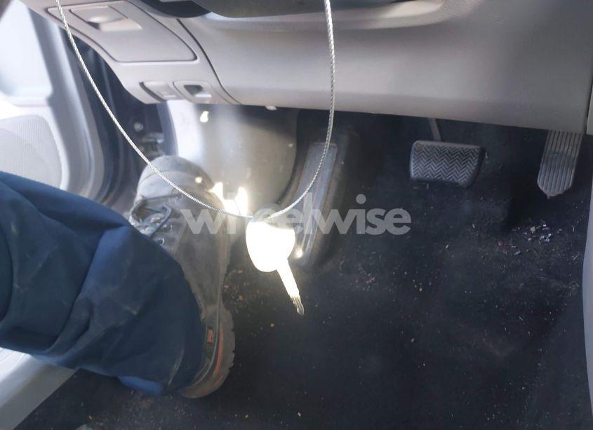 Photo 11 of 2010 Toyota Corolla LE (VIN 1NXBU4EE8AZ221375)