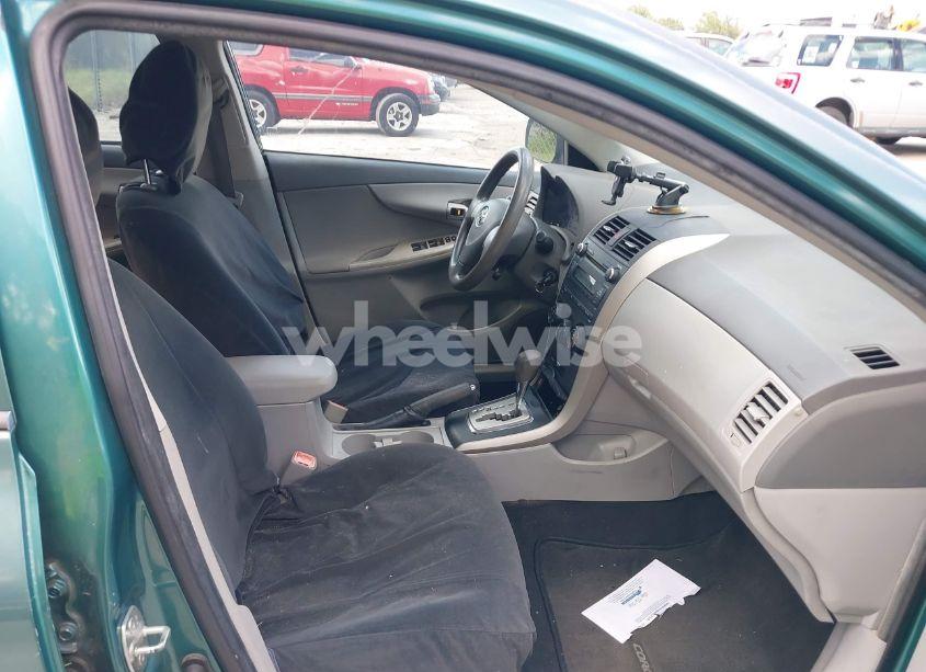 Photo 5 of 2010 Toyota Corolla LE (VIN 1NXBU4EE8AZ221537)