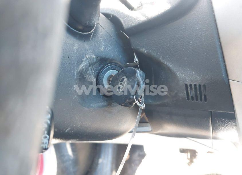 Photo 11 of 2010 Toyota Corolla S (VIN 1NXBU4EE8AZ235955)