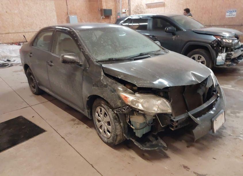 2010 Toyota Corolla (VIN 1NXBU4EE8AZ246325) main photo