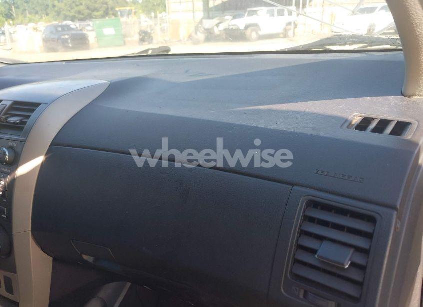 Photo 12 of 2010 Toyota Corolla S (VIN 1NXBU4EE8AZ257907)