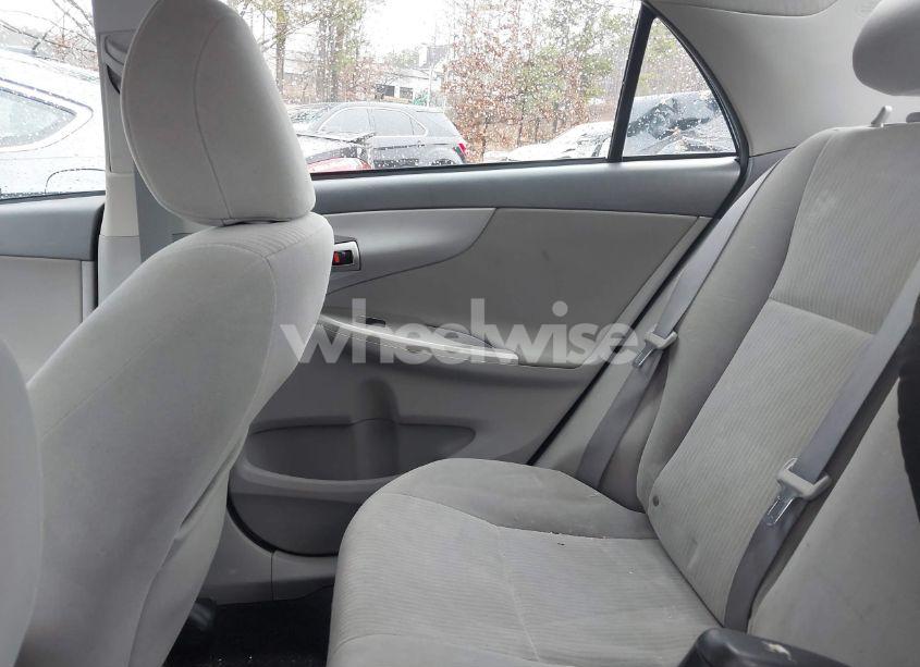 Photo 8 of 2010 Toyota Corolla LE (VIN 1NXBU4EE8AZ280233)