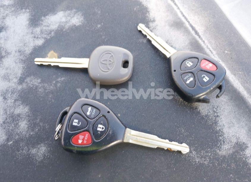 Photo 11 of 2010 Toyota Corolla S (VIN 1NXBU4EE8AZ282144)