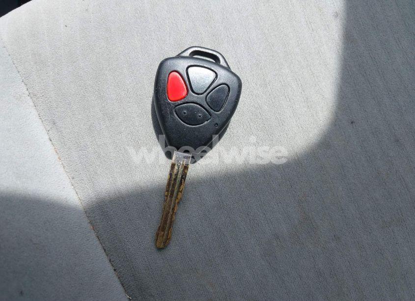 Photo 11 of 2010 Toyota Corolla LE (VIN 1NXBU4EE8AZ297307)