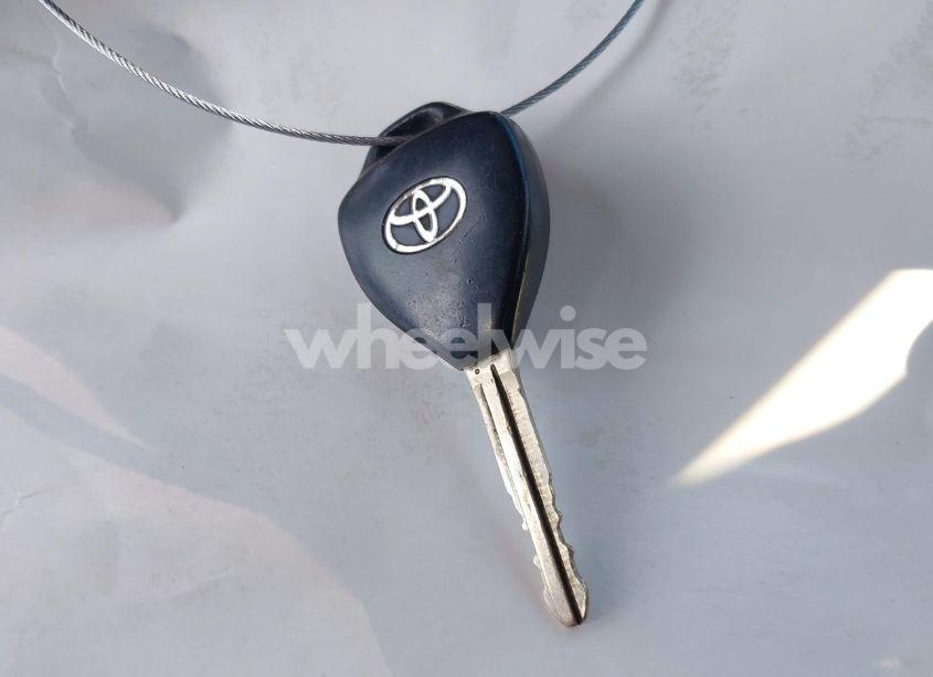 Photo 11 of 2010 Toyota Corolla LE (VIN 1NXBU4EE8AZ298585)