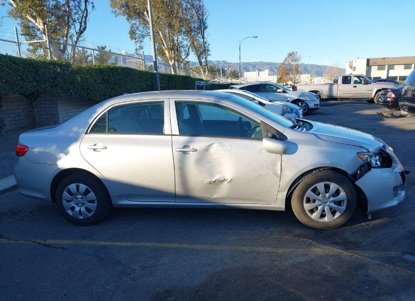 Photo 13 of 2010 Toyota Corolla LE (VIN 1NXBU4EE8AZ300657)