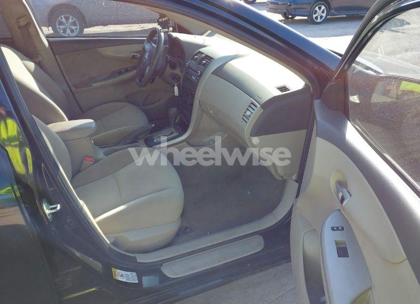 Photo 5 of 2010 Toyota Corolla LE (VIN 1NXBU4EE8AZ304367)