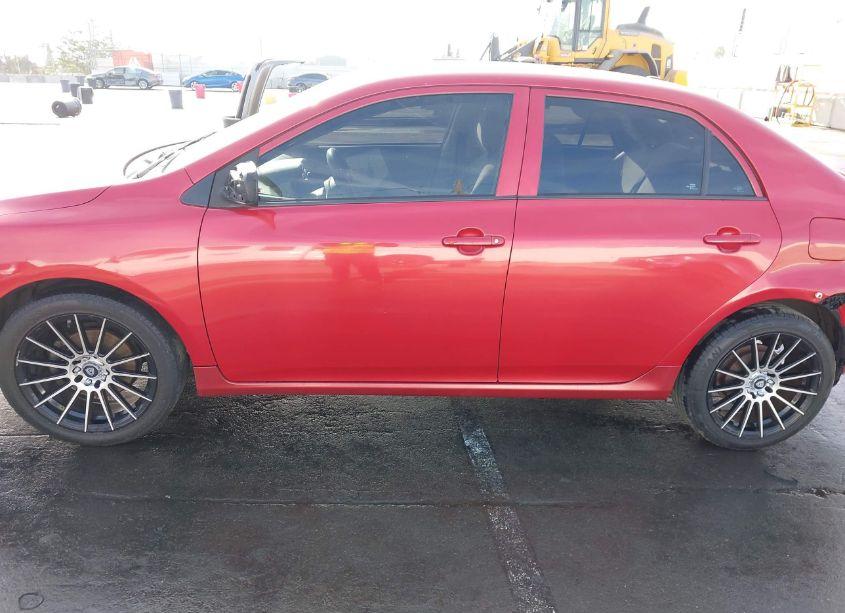 Photo 14 of 2010 Toyota Corolla LE (VIN 1NXBU4EE8AZ325624)