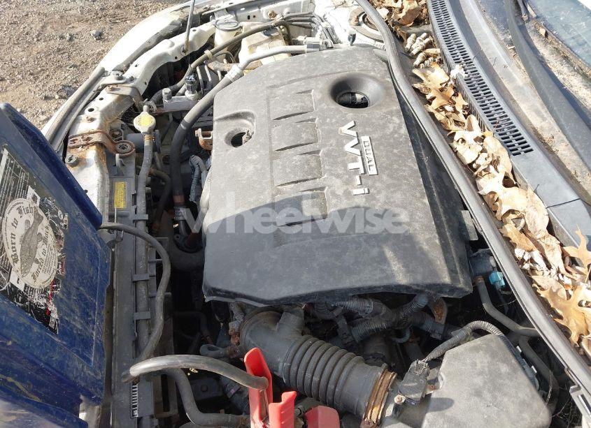 Photo 10 of 2010 Toyota Corolla LE (VIN 1NXBU4EE8AZ329236)