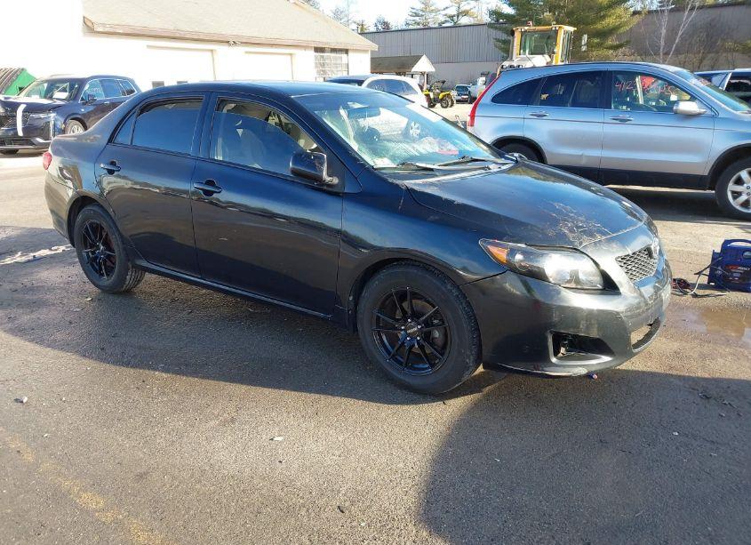 2010 Toyota Corolla LE (VIN 1NXBU4EE8AZ330726) main photo