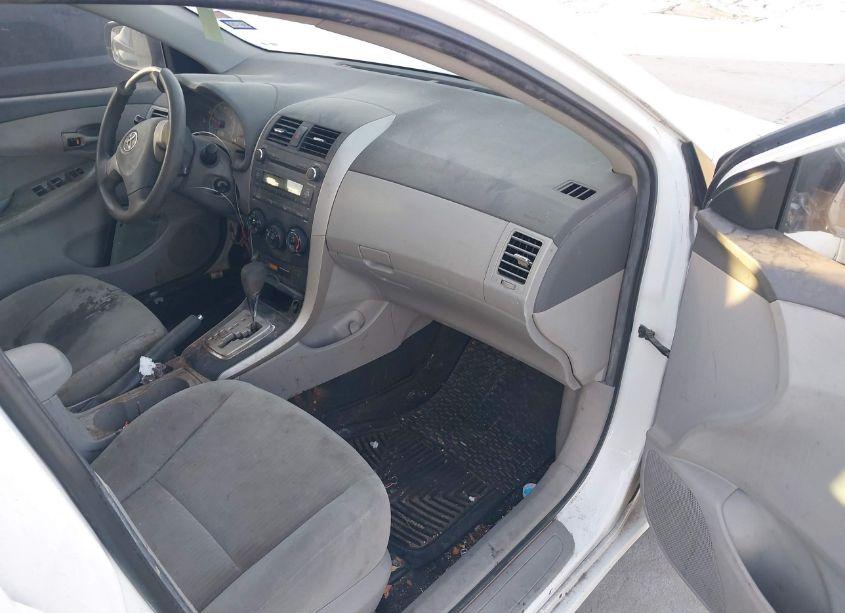 Photo 5 of 2010 Toyota Corolla LE (VIN 1NXBU4EE8AZ357571)