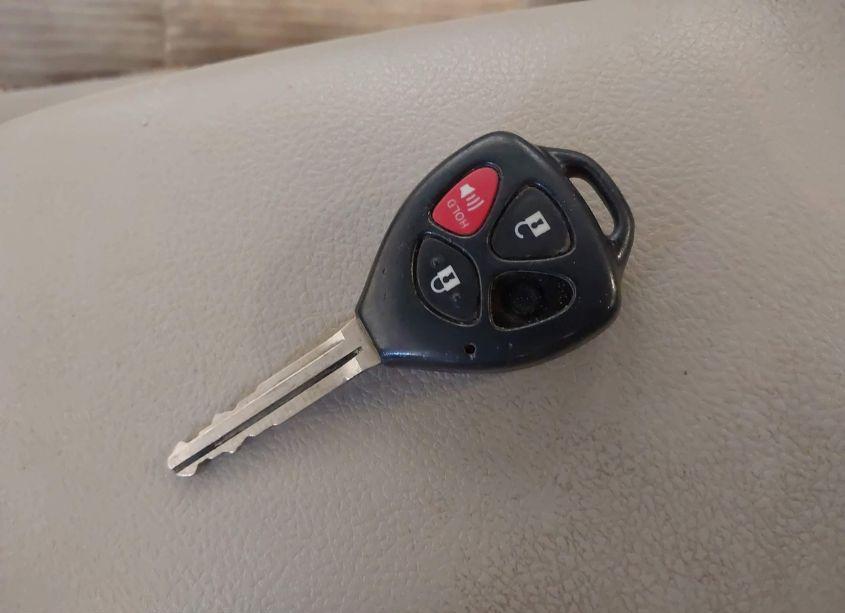 Photo 11 of 2010 Toyota Corolla LE (VIN 1NXBU4EE9AZ165902)