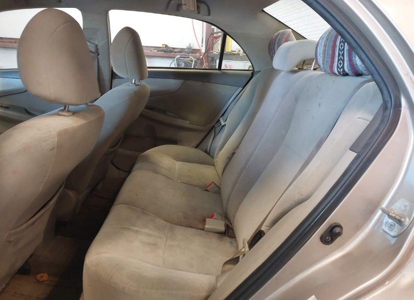 Photo 8 of 2010 Toyota Corolla LE (VIN 1NXBU4EE9AZ165902)