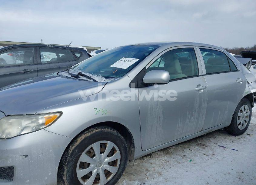 Photo 14 of 2010 Toyota Corolla LE (VIN 1NXBU4EE9AZ182893)