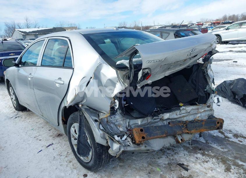 Photo 3 of 2010 Toyota Corolla LE (VIN 1NXBU4EE9AZ182893)