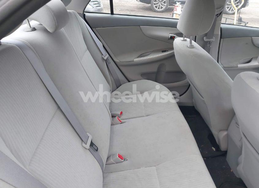 Photo 8 of 2010 Toyota Corolla LE (VIN 1NXBU4EE9AZ196163)