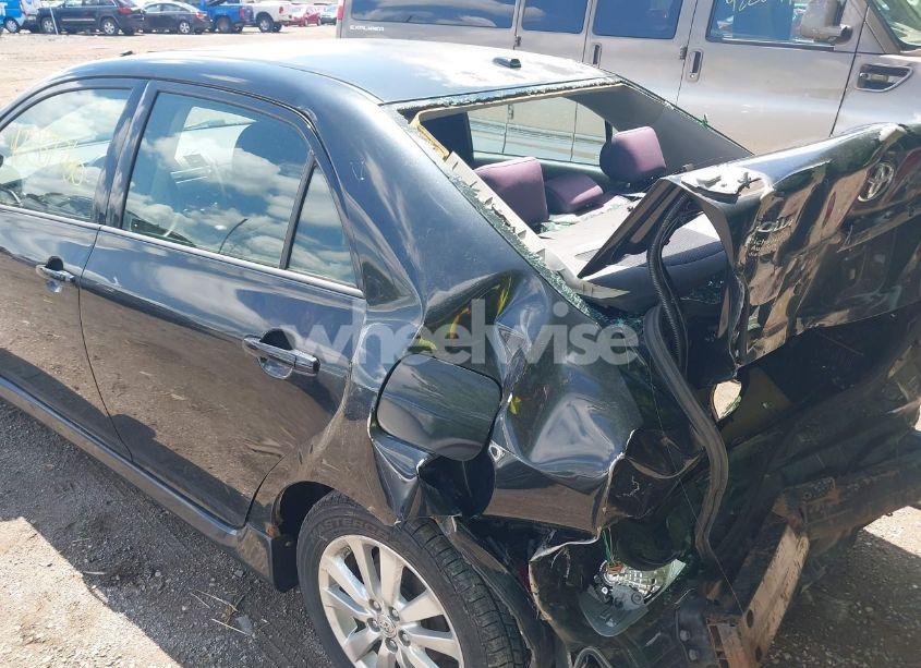 Photo 13 of 2010 Toyota Corolla S (VIN 1NXBU4EE9AZ219506)