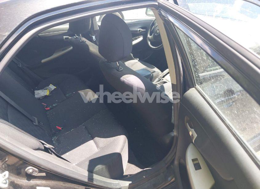 Photo 8 of 2010 Toyota Corolla S (VIN 1NXBU4EE9AZ219506)