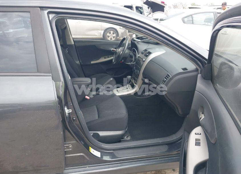 Photo 5 of 2010 Toyota Corolla S (VIN 1NXBU4EE9AZ261352)