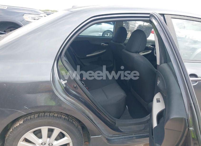 Photo 8 of 2010 Toyota Corolla S (VIN 1NXBU4EE9AZ261352)