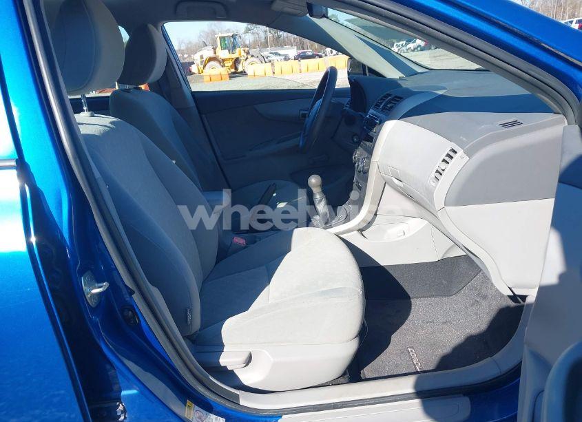 Photo 5 of 2010 Toyota Corolla (VIN 1NXBU4EE9AZ268236)