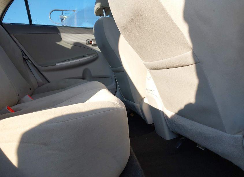 Photo 8 of 2010 Toyota Corolla LE (VIN 1NXBU4EE9AZ286333)