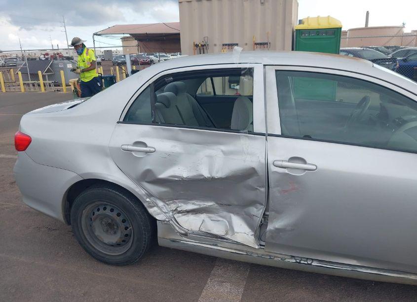 Photo 6 of 2010 Toyota Corolla LE (VIN 1NXBU4EE9AZ288616)