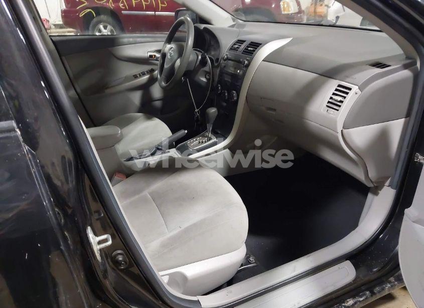 Photo 5 of 2010 Toyota Corolla LE (VIN 1NXBU4EE9AZ332789)