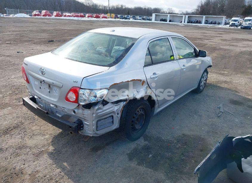 Photo 4 of 2010 Toyota Corolla LE (VIN 1NXBU4EEXAZ181381)