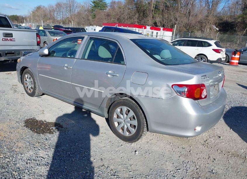 Photo 3 of 2010 Toyota Corolla LE (VIN 1NXBU4EEXAZ184538)