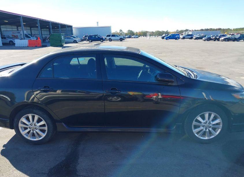 Photo 13 of 2010 Toyota Corolla S (VIN 1NXBU4EEXAZ188864)