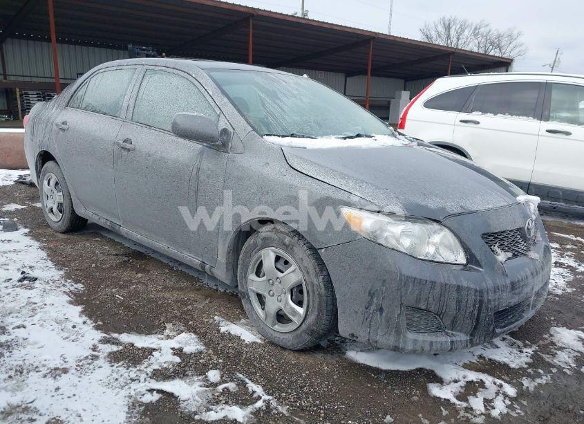 2010 Toyota Corolla LE (VIN 1NXBU4EEXAZ262817) main photo