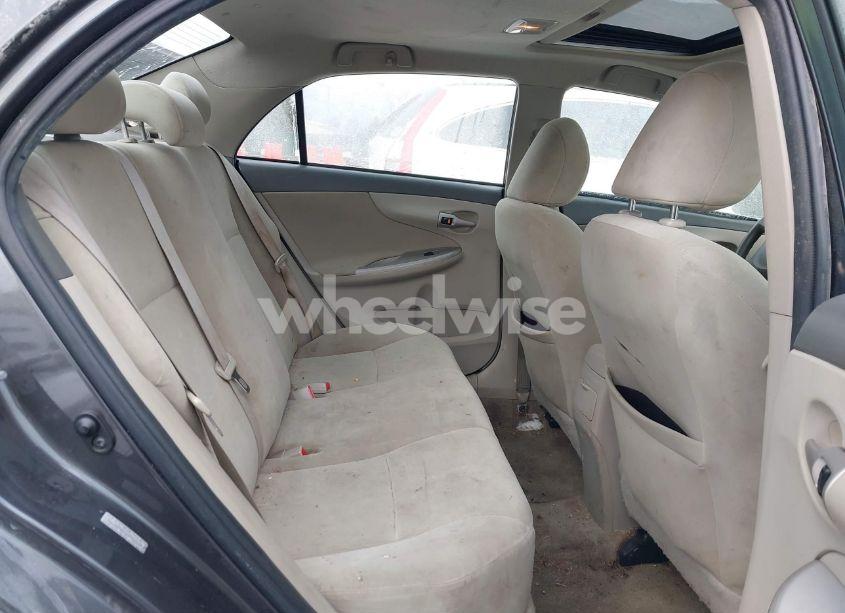 Photo 8 of 2010 Toyota Corolla LE (VIN 1NXBU4EEXAZ262817)