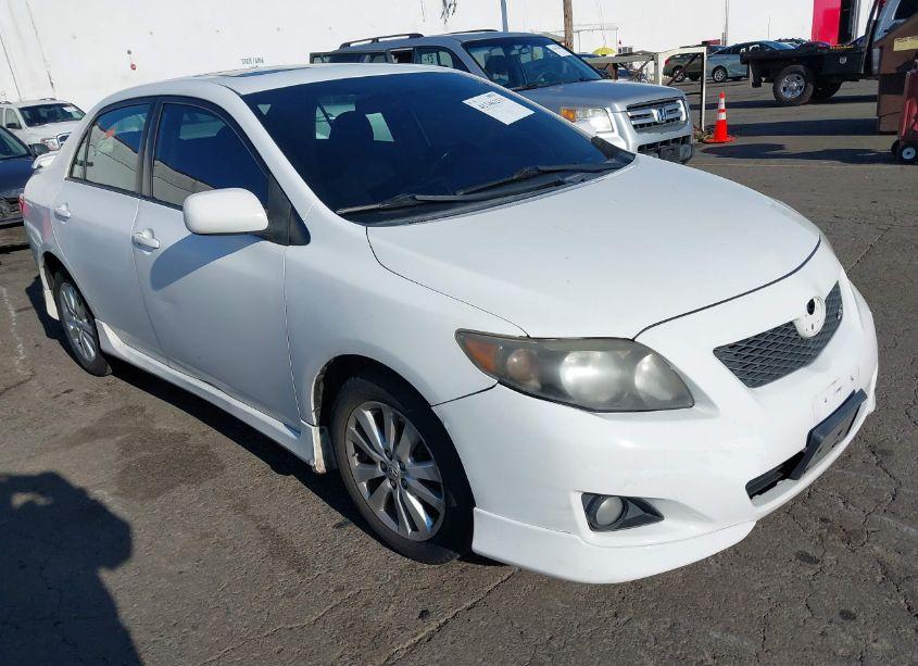 2010 Toyota Corolla S (VIN 1NXBU4EEXAZ317864) main photo