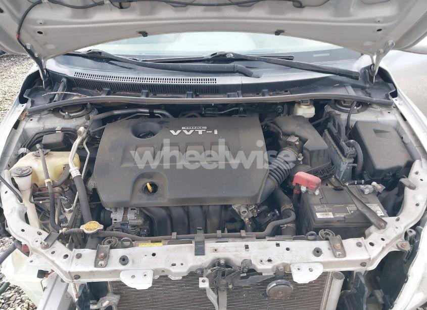 Photo 10 of 2010 Toyota Corolla LE (VIN 1NXBU4EEXAZ359421)