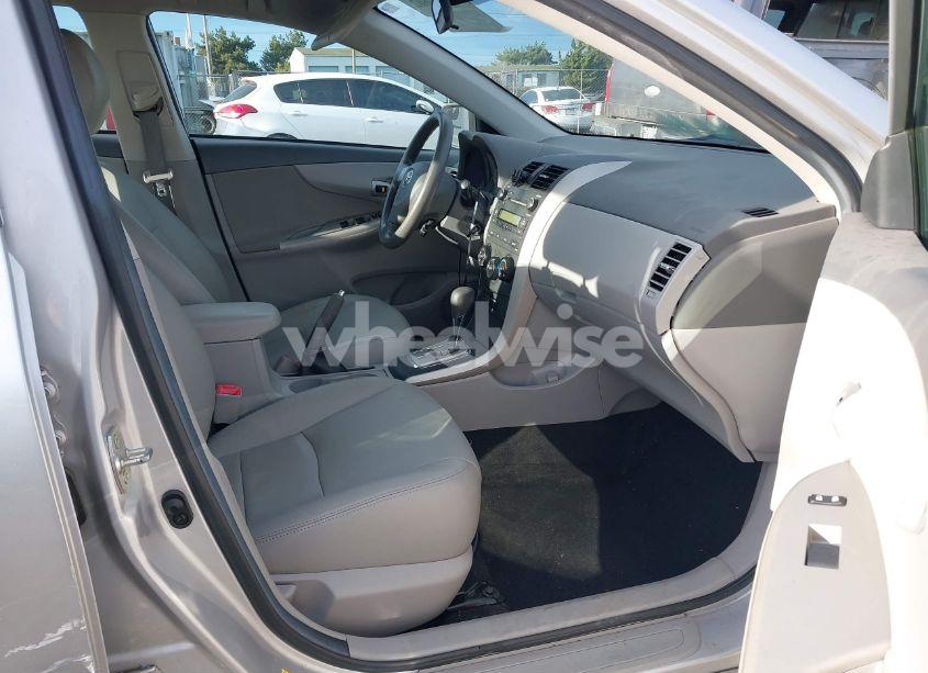 Photo 5 of 2010 Toyota Corolla LE (VIN 1NXBU4EEXAZ359421)