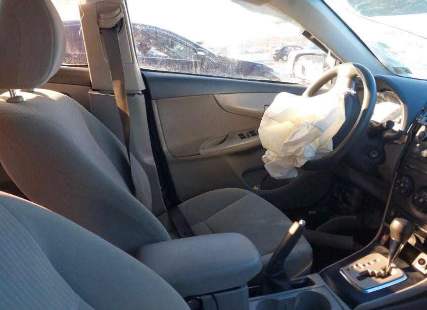 Photo 5 of 2010 Toyota Corolla LE (VIN 1NXBU4EEXAZ365400)