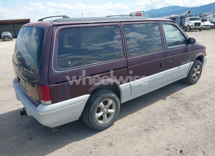 Photo 4 of 1994 Plymouth Grand VOYAGER LE (VIN 1P4GK54L5RX234077)