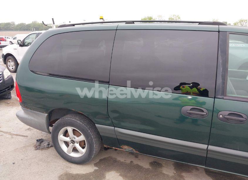 Photo 6 of 1998 Plymouth Grand VOYAGER SE (VIN 1P4GP44G1WB552236)