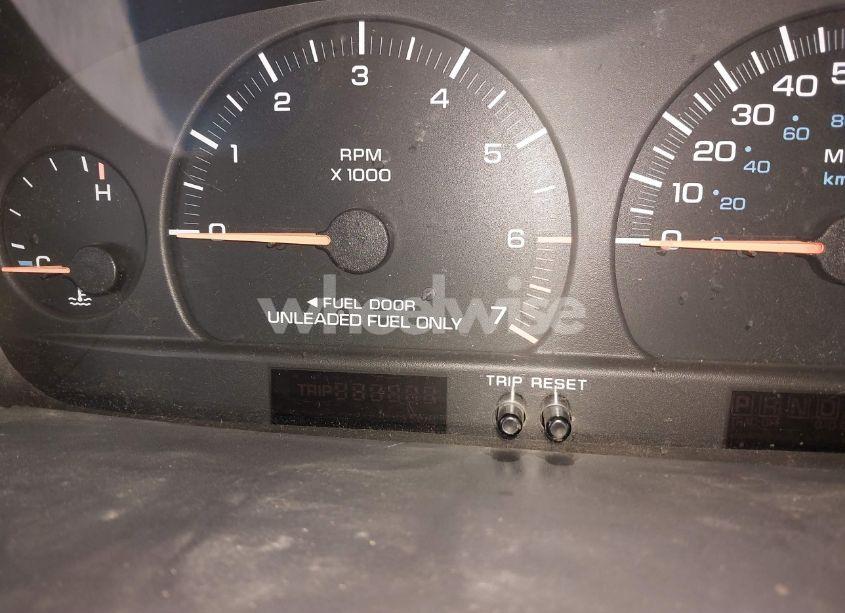 Photo 7 of 1998 Plymouth Grand VOYAGER SE (VIN 1P4GP44G1WB552236)