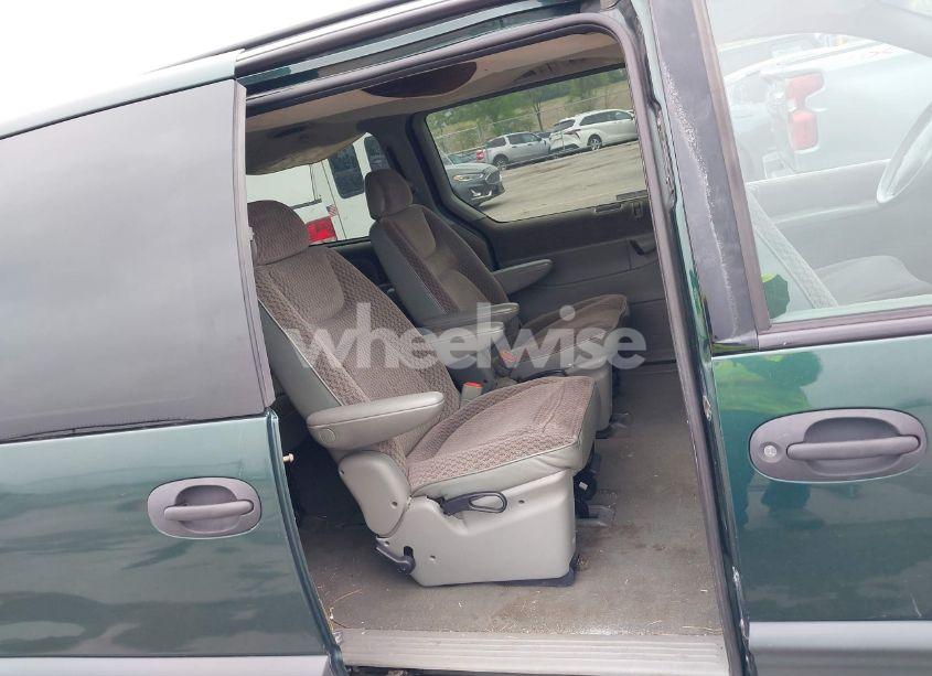 Photo 8 of 1998 Plymouth Grand VOYAGER SE (VIN 1P4GP44G1WB552236)