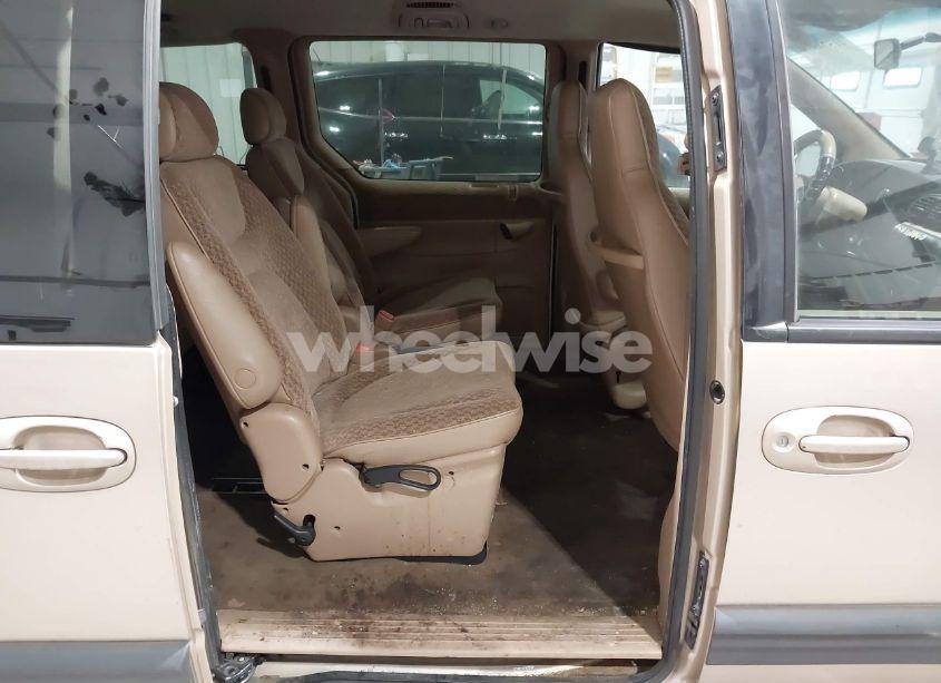 Photo 8 of 1999 Plymouth Grand VOYAGER SE (VIN 1P4GP44G9XB909261)