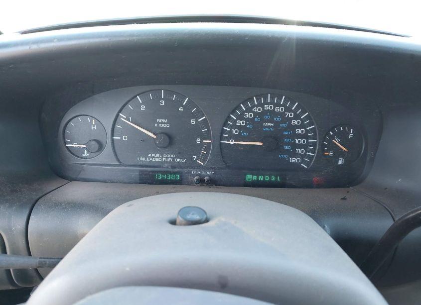 Photo 7 of 1996 Plymouth Voyager SE/RALLYE (VIN 1P4GP45R2TB333720)