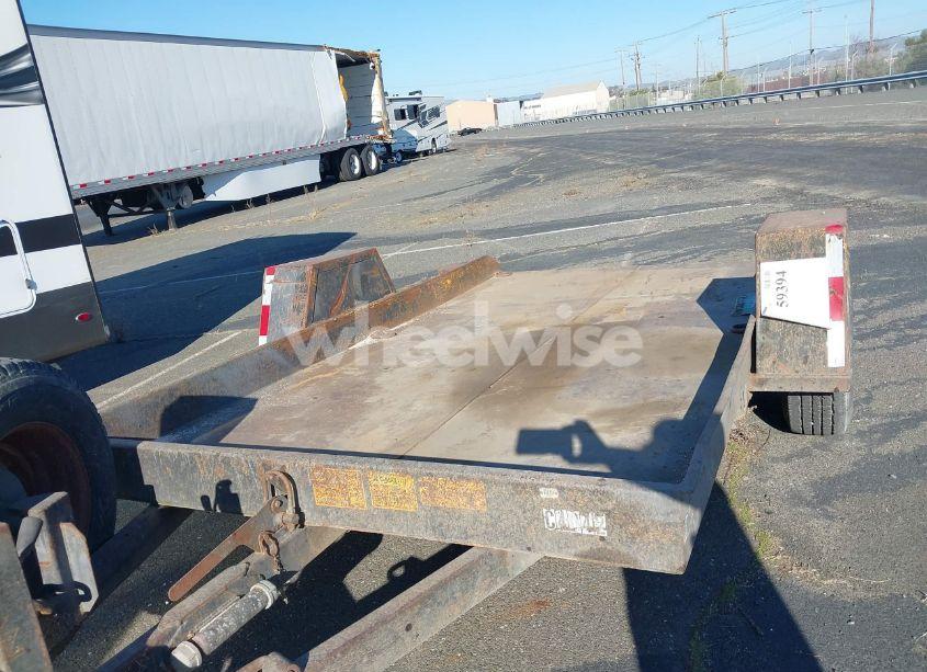 Photo 6 of 1993 Palm Mfg AND SALES SALES (VIN 1P9TT5T18PG162102)