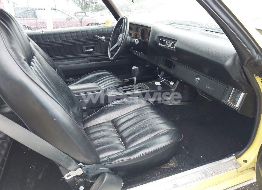 Photo 5 of 1976 Chevrolet Camaro (VIN 1Q87Q6L502665)