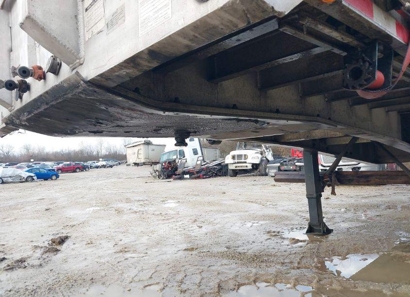 Photo 7 of 2005 Ravens Metal PRODUCTS INC TRAILER (VIN 1R1F1482X5K550529)