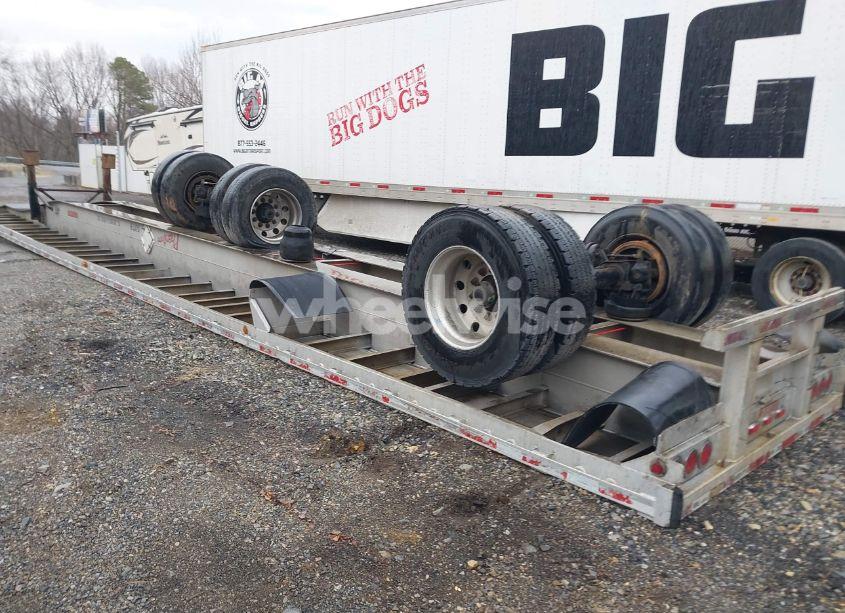 Photo 3 of 2006 Ravens Metal PRODUCTS INC UNKNOWN (VIN 1R1F253256K560767)