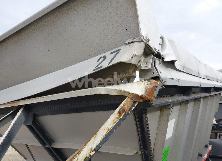 Photo 12 of 1993 Reliance Trailer MFG TRAILER (VIN 1RESD4105PC931084)